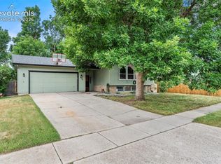 3707 Lander Ln, Colorado Springs, CO 80909