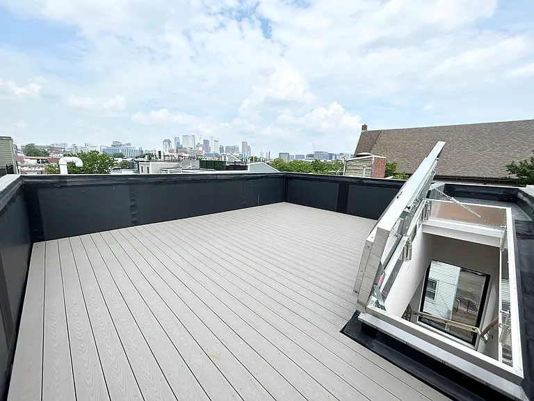241 W Third Street Pl #R — Photo 24