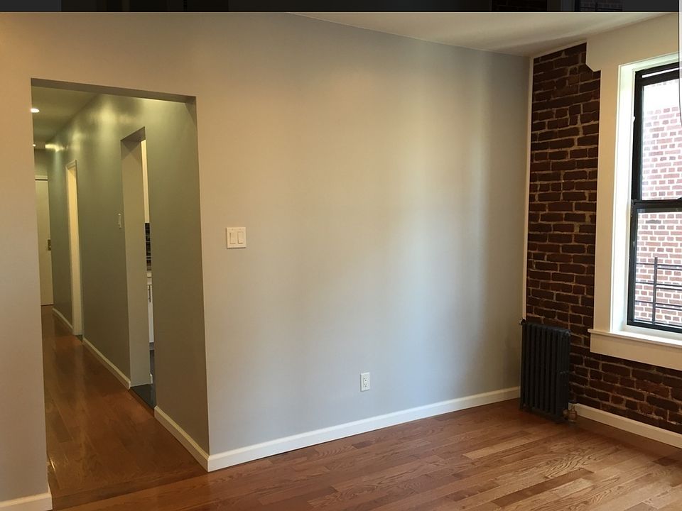 2nd image of 550 Parkside Ave