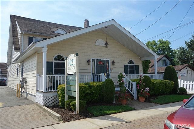 1st image of 1021 Cedar Ln