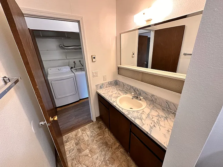 9984 SW Garrett St — Photo 18