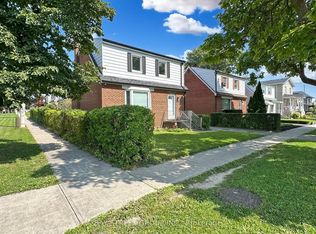 657 Pharmacy Ave, Toronto, ON M1L 3H6