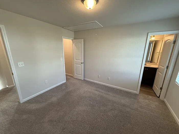 2091 Wiggins Village Dr — Photo 4