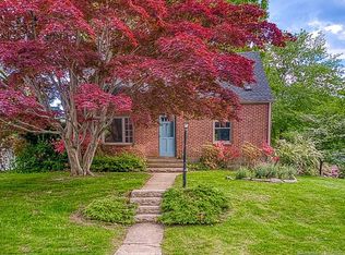 65 Palmer Rd, Branford, CT 06405