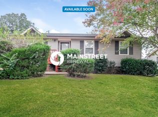 525 Oak Crest Dr, Birmingham, AL 35214