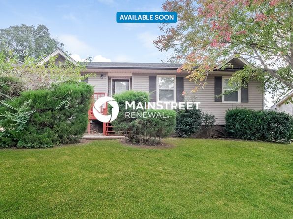 525 Oak Crest Dr