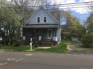 138 Quarry St, Bridgeport, CT 06606