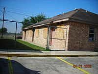 2nd image of 909 W 24th St