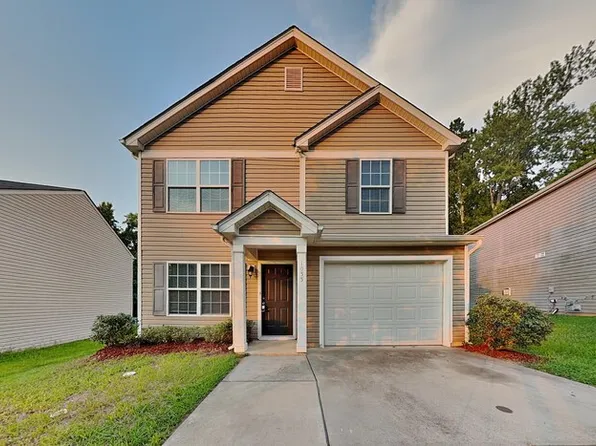 1033 Swearngan Ridge Ct, Charlotte, NC 28216