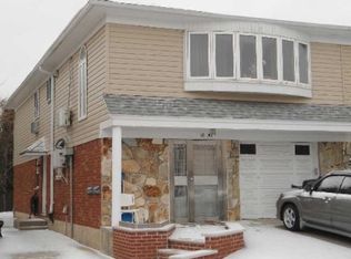 1658 155th St, Whitestone, NY 11357
