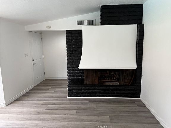 3rd image of 2435 W Broadway