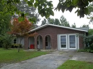 321 Pinewood Ct, Jacksonville, NC 28546