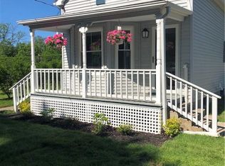 7 Pemberton Ave, Jamestown, RI 02835