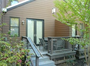 534 Grove St, Healdsburg, CA 95448