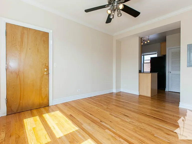 1212-1214 W Waveland Ave — Photo 7