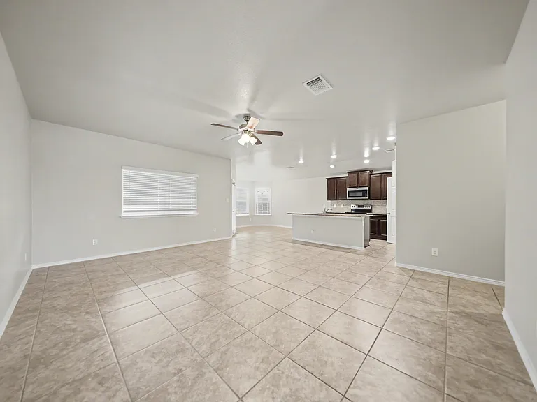 9405 Glynhill Ct — Photo 10