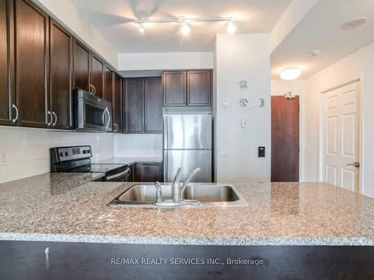 339 Rathburn Rd W #602 — Photo 6