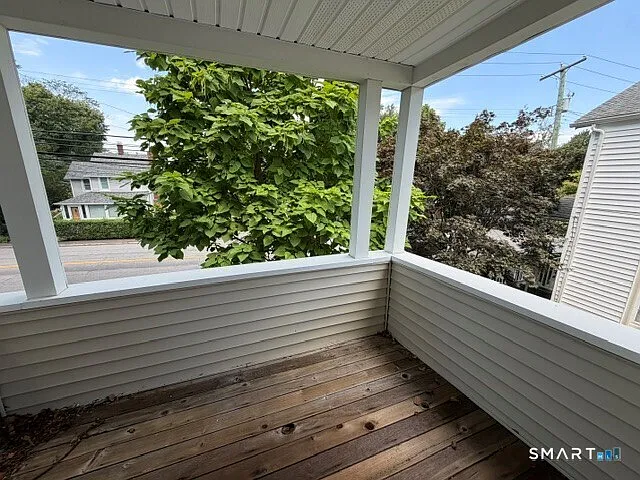 1 bed, 1.0 bath, 744 sqft, $1,775 — Photo 2