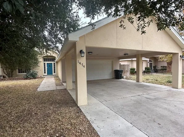 1474 Rock Hill Dr, Eagle Pass, TX 78852