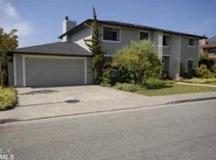 16 Via La Brisa, Larkspur, CA 94939