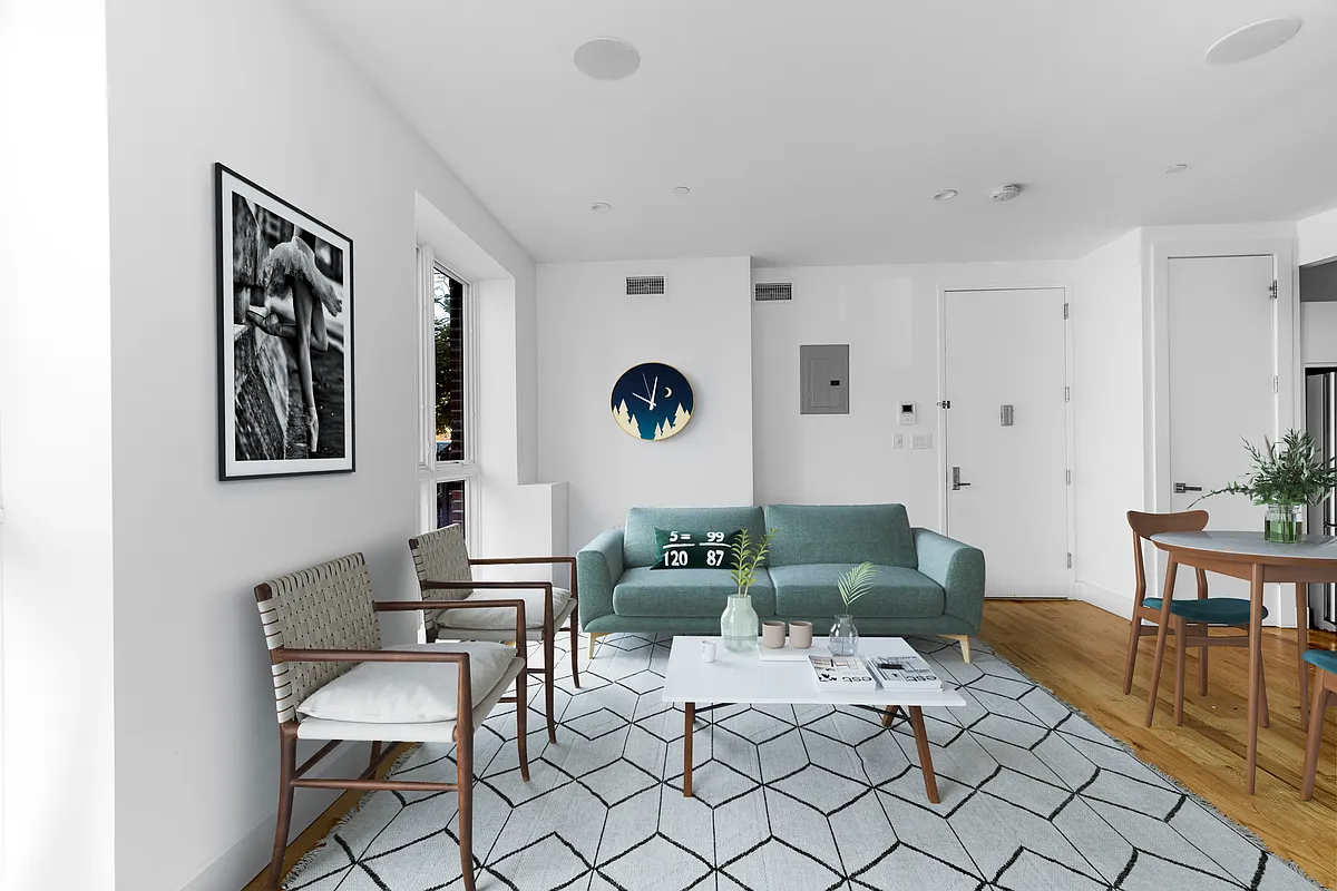 Building Photo - 18A Bleecker St #1A