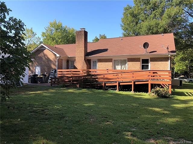 2nd image of 6708 Olde Savannah Rd