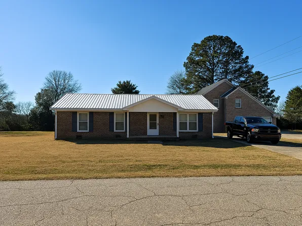 24 Sunrise Dr, Taylors, SC 29687