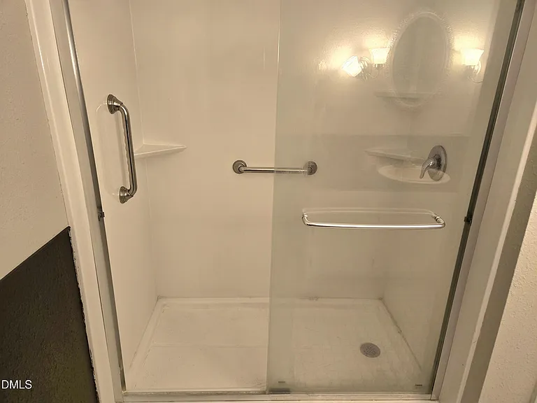 660 Pine Ridge Pl — Photo 7