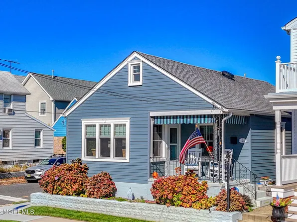125 Stockton Avenue, Ocean Grove, NJ 07756