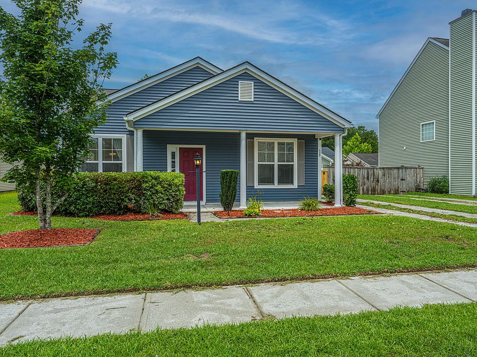 1st image of 325 Harriswood Ln