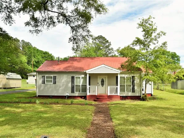 31 Espy St, Summerville, GA 30747