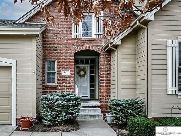4th image of 567 S 182nd St