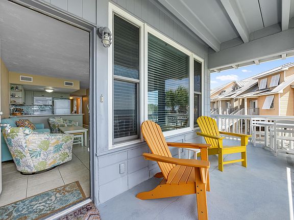 4th image of 19 Mashes Sands Rd #F8