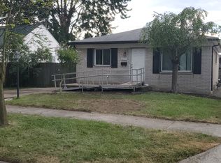 12220 Westpoint St, Taylor, MI 48180