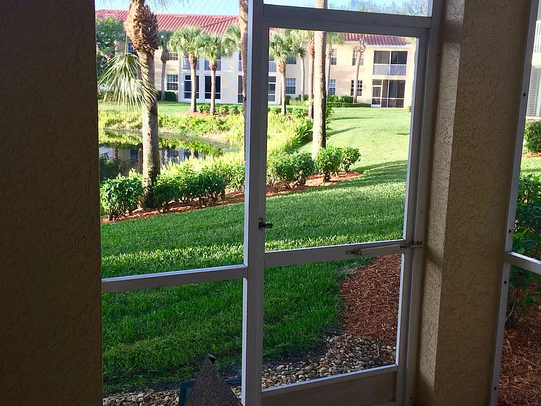 900 Lambiance Cir — Photo 15