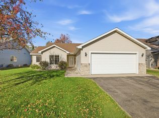 1221 Willow Pond Dr, Waite Park, MN 56387