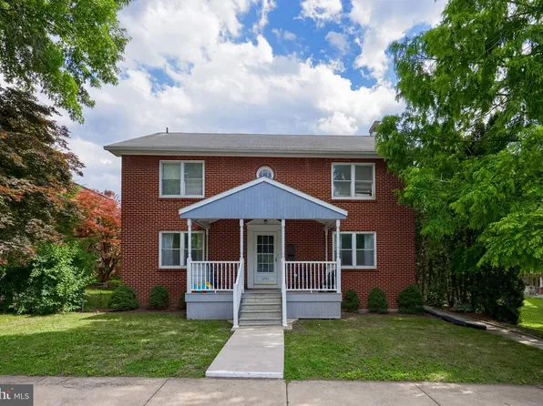 1240 Manor St, Columbia, PA 17512