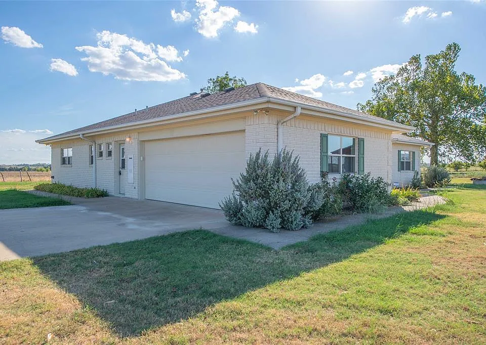 2300 County Road 302