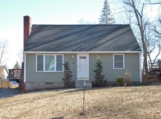 25 Kings Ter, West Springfield, MA 01089