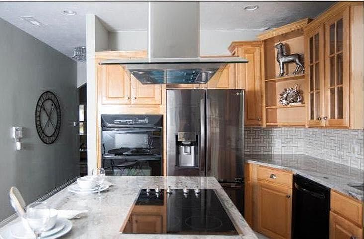 1st image of 3319 N Park Ave #1