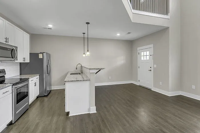 148 Cox St — Photo 8