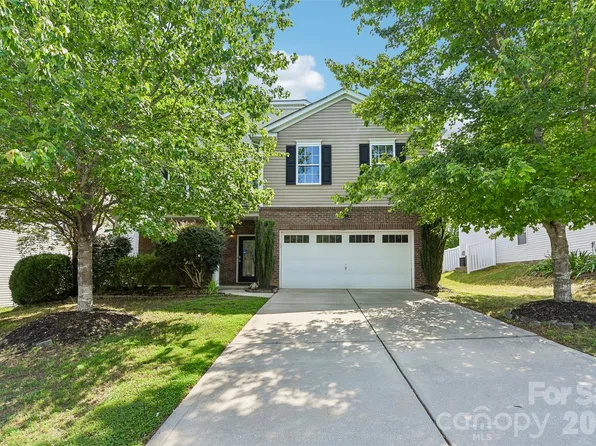 426 Garden Grove Rd, Fort Mill, SC 29708