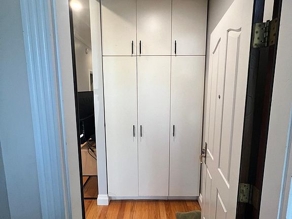 3rd image of 1856 N Fremont St APT 1
