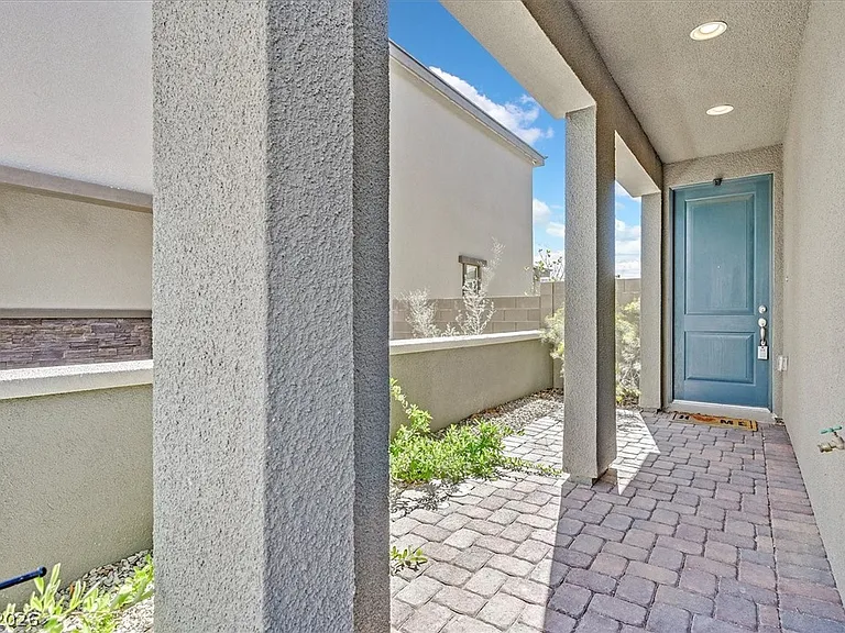 921 Cirrus Cloud Ave — Photo 2