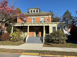 552 Scott St APT 1, Stroudsburg, PA