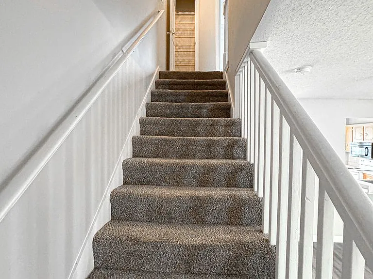 205 Tree Line Dr — Photo 13