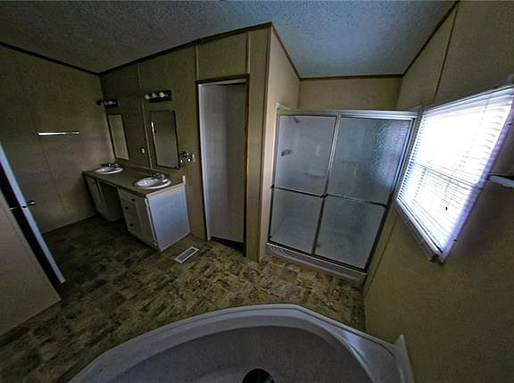 5th image of 6294 Armadillo Dr