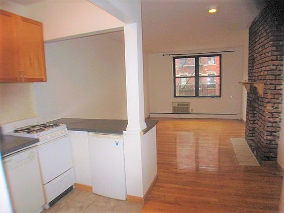 2nd image of 229 E 29th St APT 4S