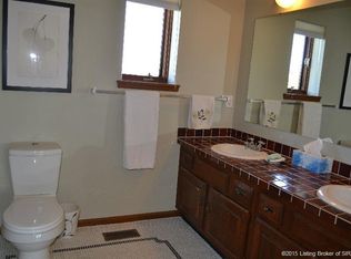 1005 Kelleys Rdg, New Albany, IN 47150