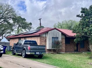 1313 N Noble Rd, Texas City, TX 77591